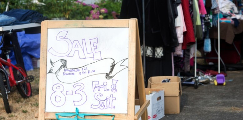 5 Tips For Hosting A Profitable Garage Sale