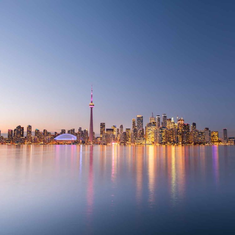 conroy-toronto-city-skyline-at-night-ontario-canada-2.jpg